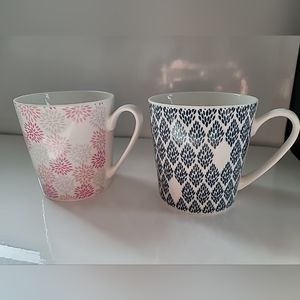 2 Presidents Choice Mugs set